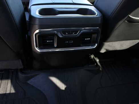 Used 2024 GMC Sierra 1500 Denali AWD/4WD image 24