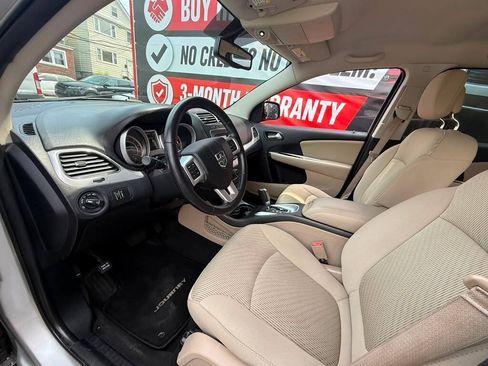 Used 2013 Dodge Journey SXT w/ Flexible Seating Group FWD image 15