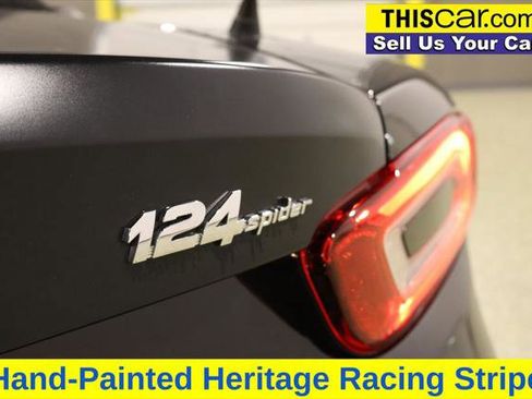Used 2018 FIAT 124 Spider Abarth image 17