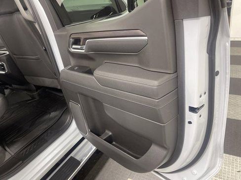 Used 2026 GMC Sierra 1500 SLT w/ SLT Premium Plus Package AWD/4WD image 14