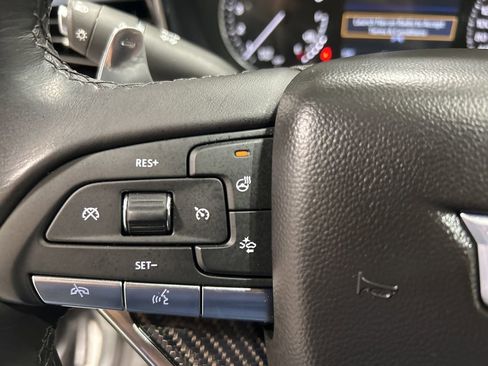 Used 2024 Cadillac XT6 Sport image 14