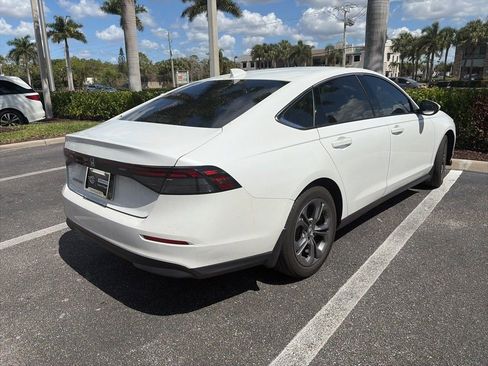 Used 2023 Honda Accord EX image 5