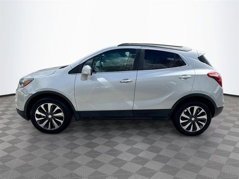 Used 2021 Buick Encore Preferred image 8