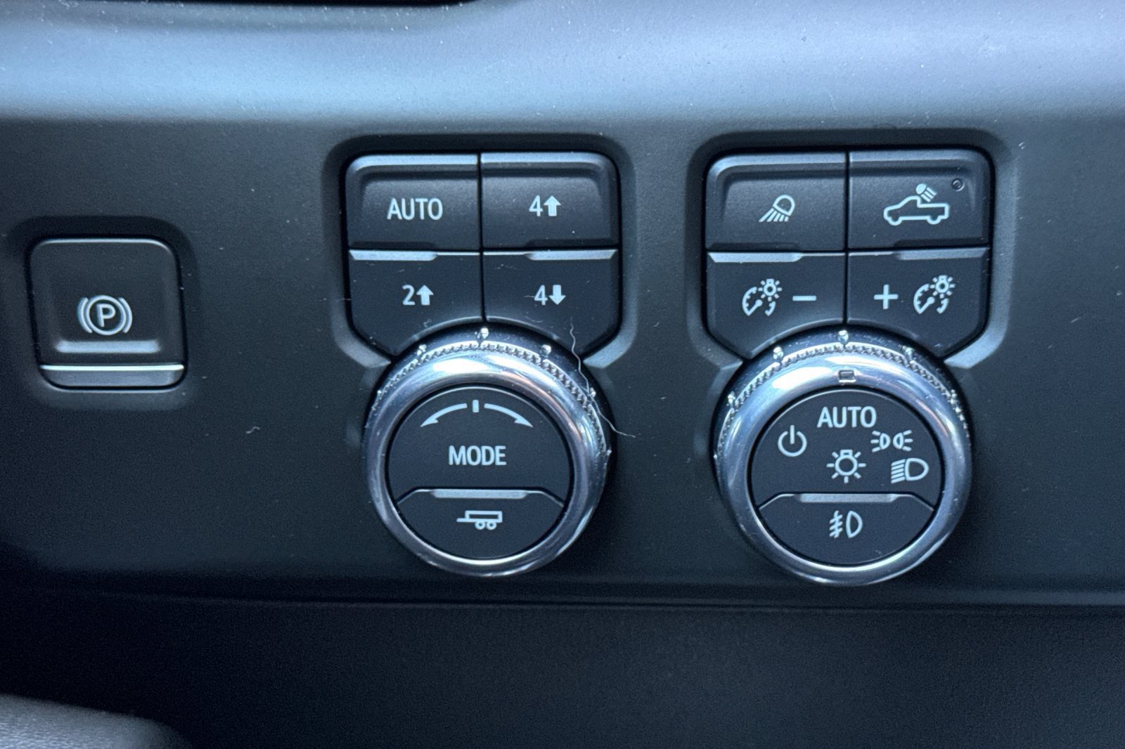 Used 2023 GMC Sierra 1500 AT4 w/ AT4 Premium Package AWD/4WD image 30