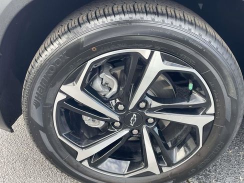 Used 2023 Chevrolet TrailBlazer RS w/ Convenience Package image 8