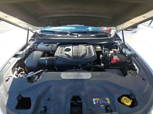 Used 2024 Jeep Wagoneer L Series II image 32