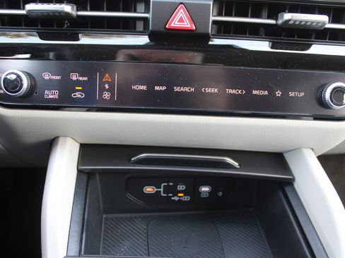 New 2026 Kia Sportage SX Prestige AWD/4WD image 47