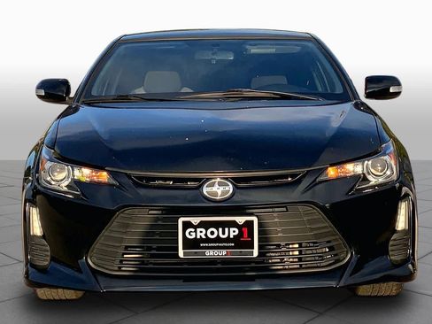 Used 2015 Scion tC FWD image 4