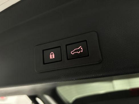 Used 2021 Subaru Ascent Touring w/ Popular Package #2A image 39