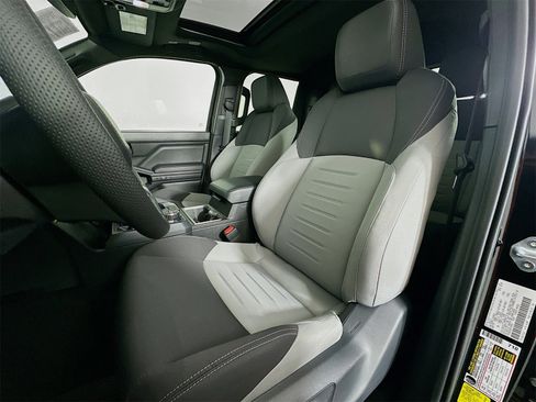 Used 2025 Toyota Tacoma TRD Off-Road w/ TRD Off Road Upgrade Package image 21