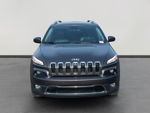 Used 2018 Jeep Cherokee Limited image 8