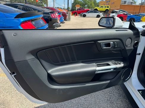 Used 2023 Ford Mustang Premium RWD image 17
