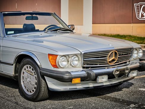 Used 1988 Mercedes-Benz 560 SL image 36