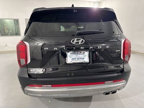 Used 2025 Hyundai Palisade Calligraphy image 10