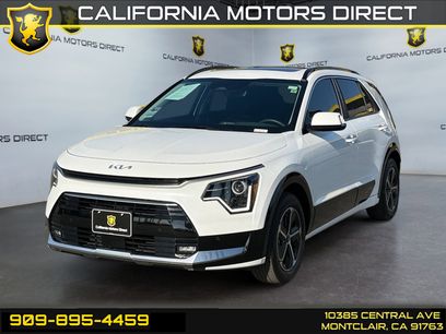 Used 2024 Kia Niro SX