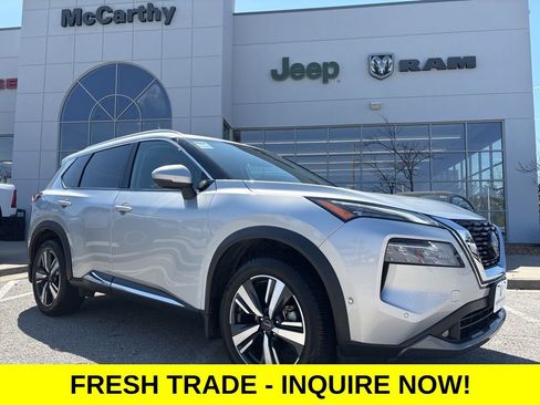 Used 2022 Nissan Rogue SL w/ SL Premium Package image 1