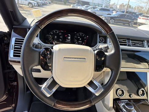 Used 2022 Land Rover Range Rover AWD/4WD image 28