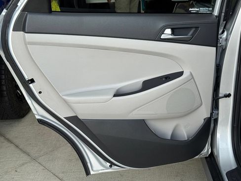 Used 2018 Hyundai Tucson SEL FWD image 18