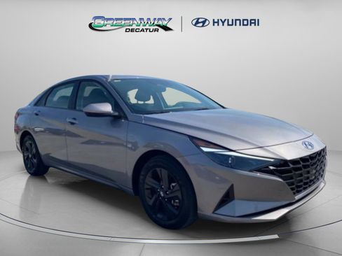 Certified 2023 Hyundai Elantra Blue image 1