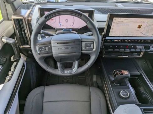 Used 2025 GMC Hummer EV 2X AWD/4WD image 4