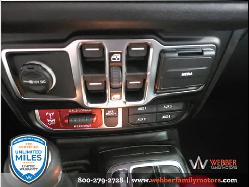 New 2026 Jeep Gladiator Sport AWD/4WD image 14