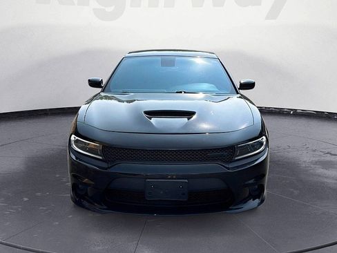 Used 2022 Dodge Charger R/T w/ Plus Group RWD image 8