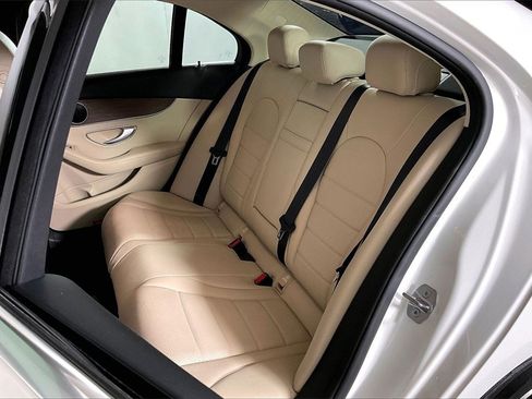 Used 2019 Mercedes-Benz C 300 Sedan image 25