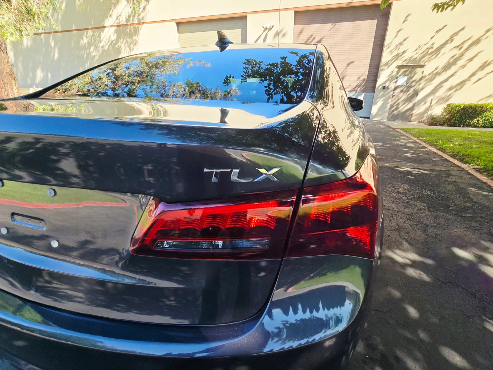 Used 2016 Acura TLX FWD image 39
