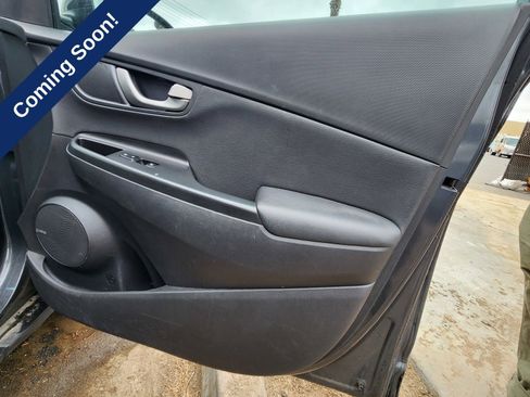 Used 2020 Hyundai Kona Ultimate AWD/4WD image 16