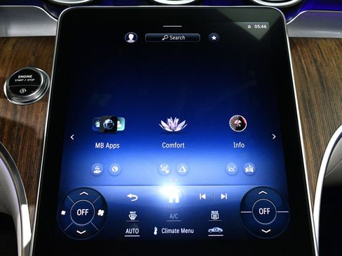 Used 2023 Mercedes-Benz C 300 Sedan image 33