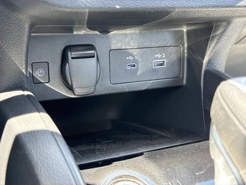 Certified 2025 Nissan Versa SR w/ Trunk Package FWD image 12