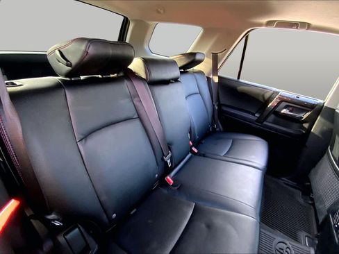 Used 2023 Toyota 4Runner TRD Off-Road Premium w/ Moonroof Package AWD/4WD image 20