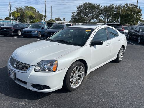 Used 2012 Mitsubishi Galant ES image 3