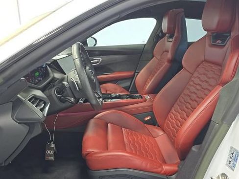 Used 2023 Audi RS e-tron GT w/ Carbon Performance Package AWD/4WD image 2