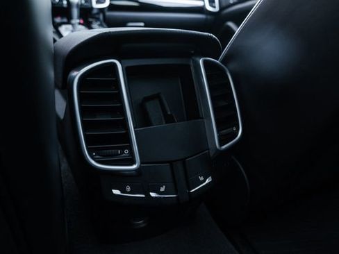 Used 2012 Porsche Cayenne image 77