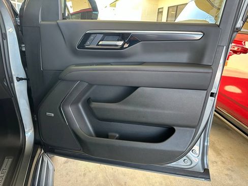 Used 2026 Chevrolet Tahoe RST w/ Comfort Package RWD image 41