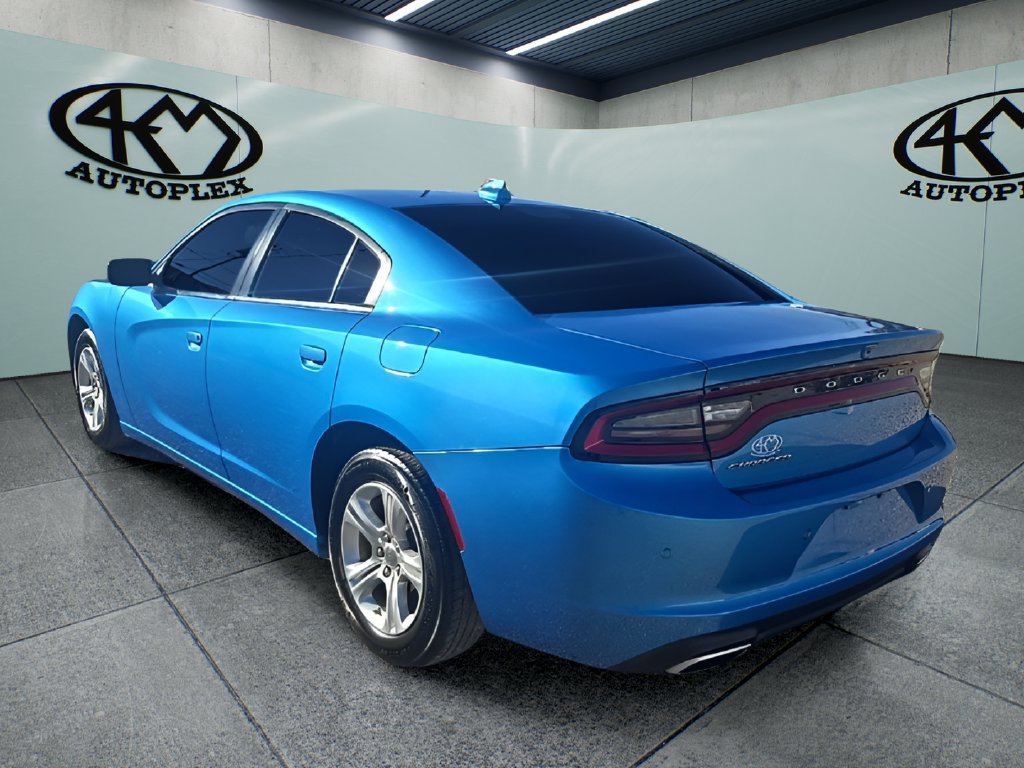 Used 2023 Dodge Charger SXT RWD image 5