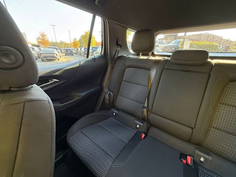 Used 2025 Chevrolet Equinox LT image 39