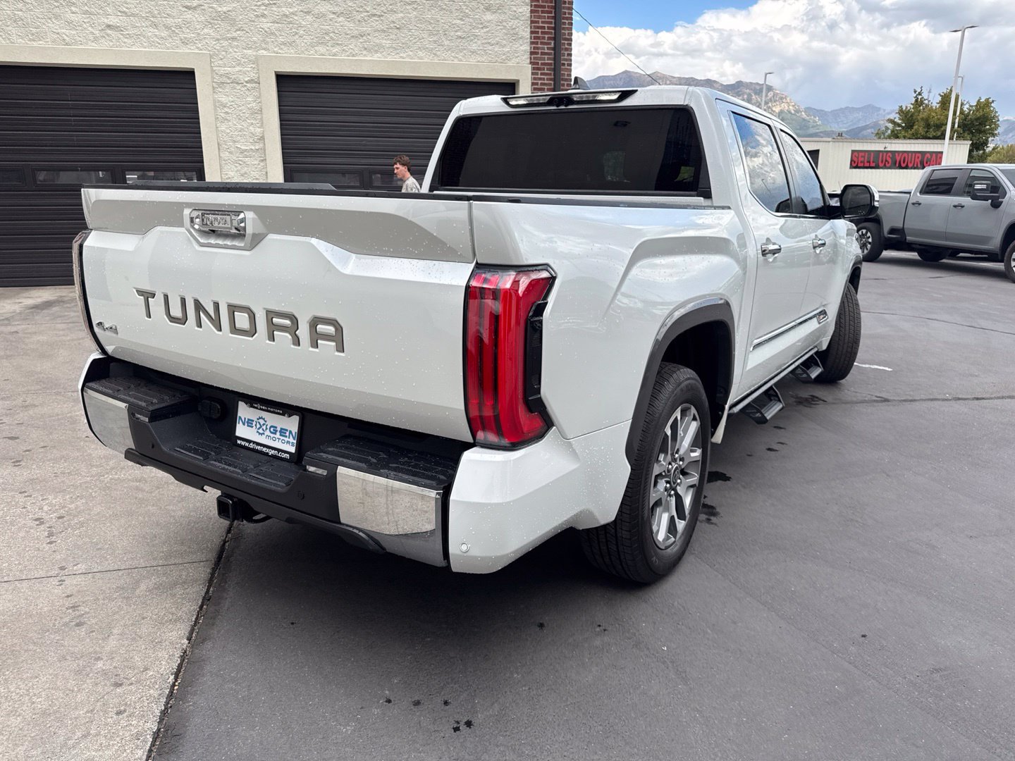 Used 2024 Toyota Tundra Limited w/ TRD Off-Road Package AWD/4WD image 8
