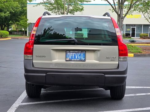 Used 2003 Volvo V70 AWD/4WD image 6
