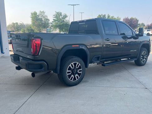 Used 2022 GMC Sierra 3500 AT4 w/ AT4 Preferred Package AWD/4WD image 5