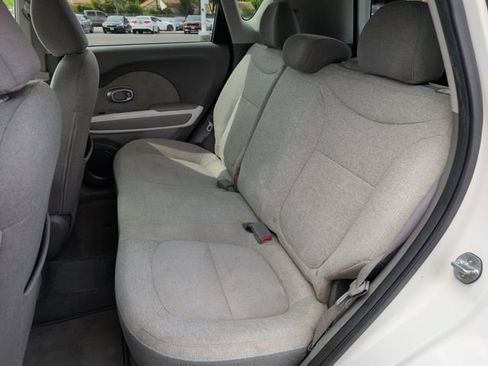 Used 2015 Kia Soul EV FWD image 29