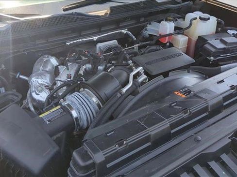 Used 2025 Chevrolet Silverado 2500 LTZ AWD/4WD image 21