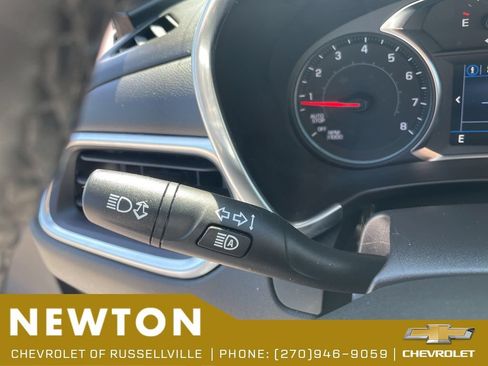 Used 2024 Chevrolet Equinox LT FWD image 17