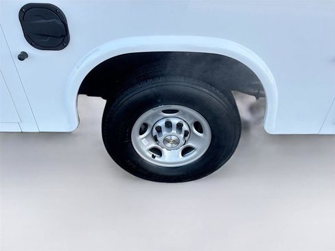 New 2025 Chevrolet Express 3500 w/ Power Convenience Package RWD image 10