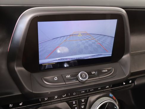 Used 2019 Chevrolet Camaro SS image 6