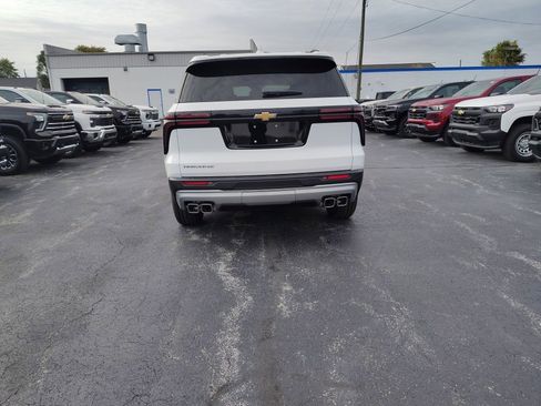 New 2026 Chevrolet Traverse LT w/ LPO, Floor Liner Package image 5