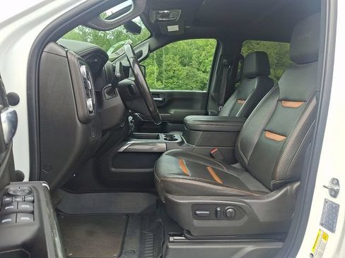 Used 2023 GMC Sierra 2500 AT4 w/ AT4 Premium Plus Package AWD/4WD image 13