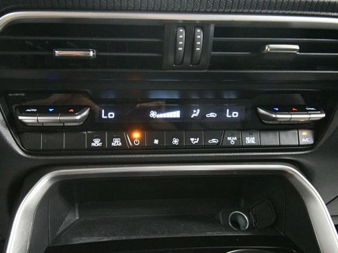 Used 2025 MAZDA CX-90 3.3 Turbo w/ Select Package AWD/4WD image 15