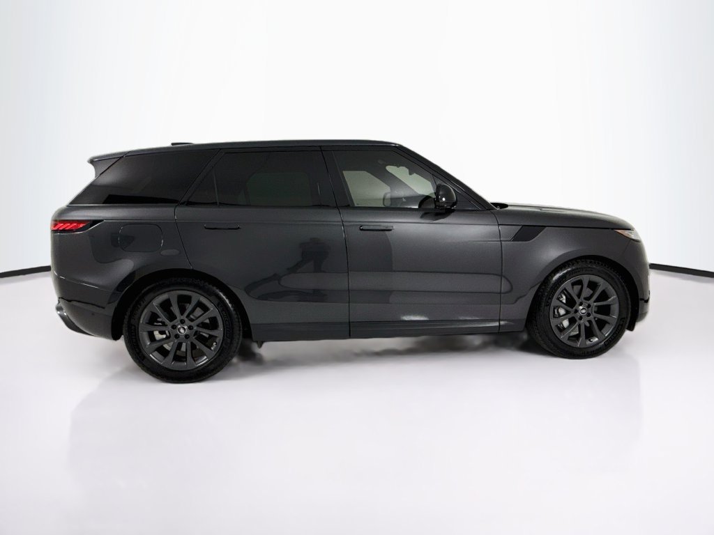 Used 2024 Land Rover Range Rover Sport SE AWD/4WD image 8